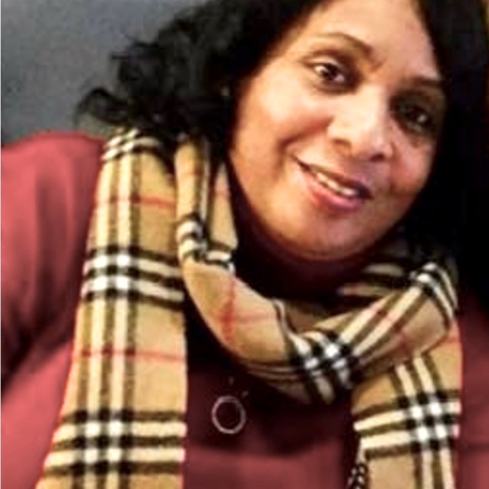 Meet your Posher, Johnetta